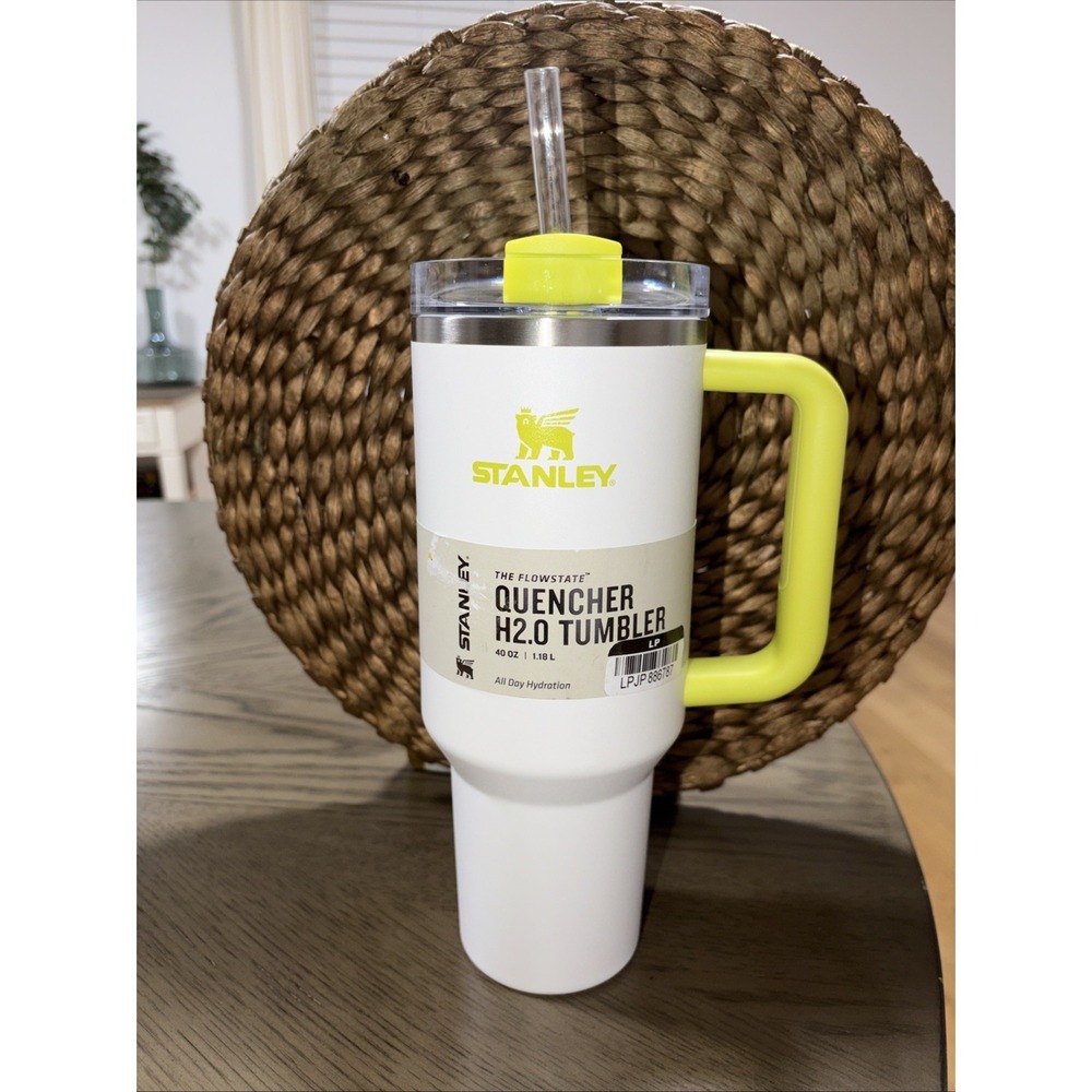 Stanley Flowstate Quencher H2.0 Tumbler In Frost/Electric Yellow - 40oz LIMITED